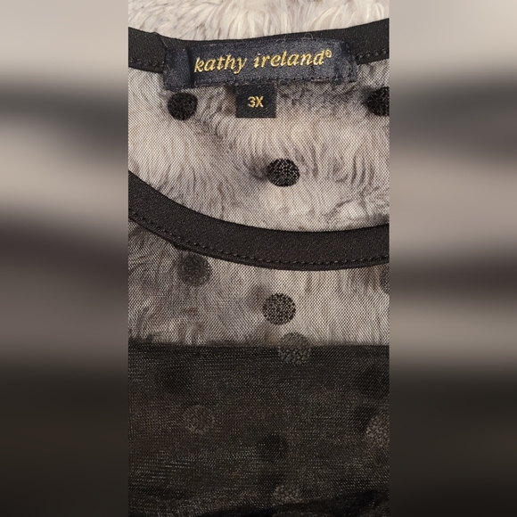 Kathy Ireland Black Polka Dot Mesh Top - Picture 4 of 4